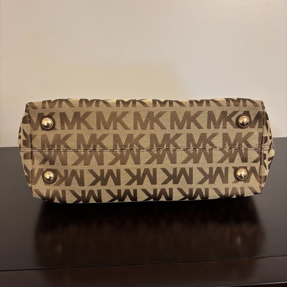 Michael Kors Jet Set Signature Tan Brown Gold Chain Handle Tote Bag - Picture 9 of 14